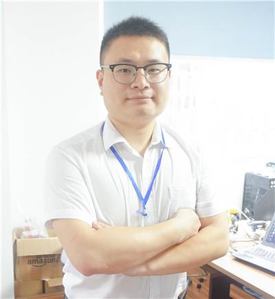 研發部工程師